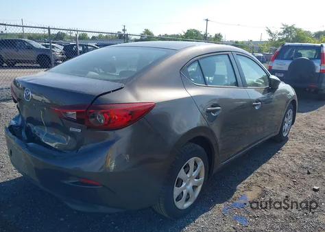 2015 Mazda Mazda3 I Sport из США, поврежденный, VIN 3MZBM1U74FM235546